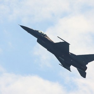 F-16 Photo by TMWolf