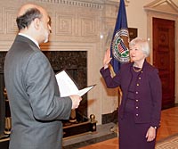 Janet Yellen Ben Bernanke Swearing In